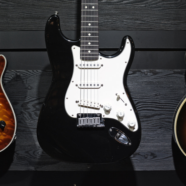 [중고] Fender USA Standard Stratocaster Black 1997&#039;
