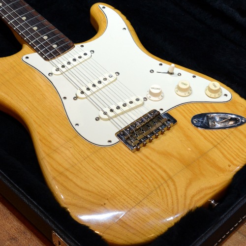 [중고]  Fender USA Stratocaster Natural 1974&#039;